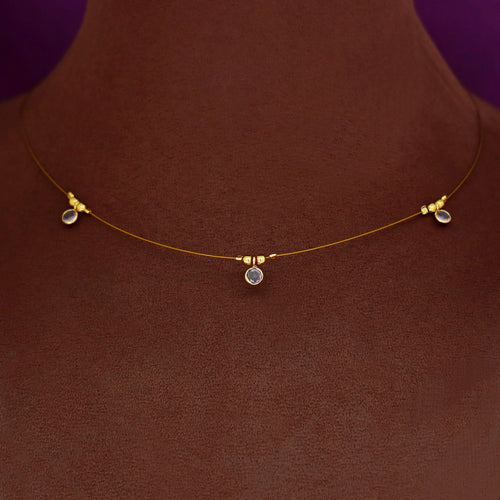 Collar de cuerda de piedra brillante triple