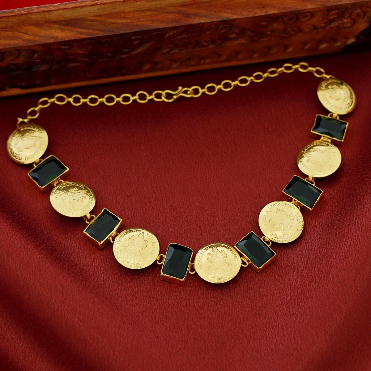 Gargantilla rectangular