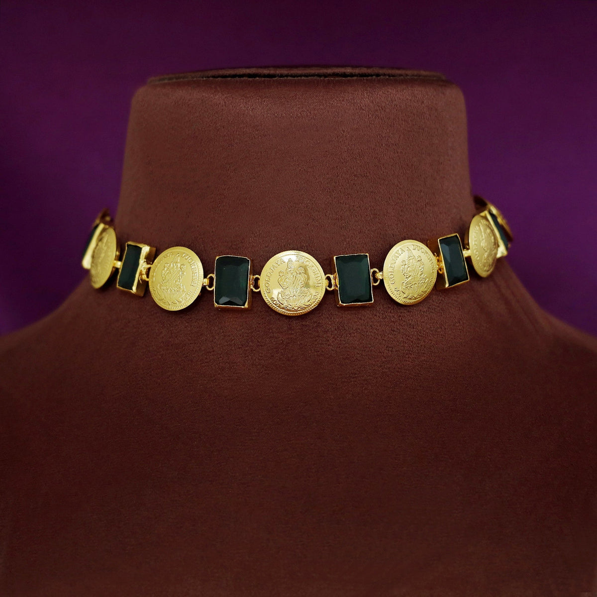 Gargantilla rectangular