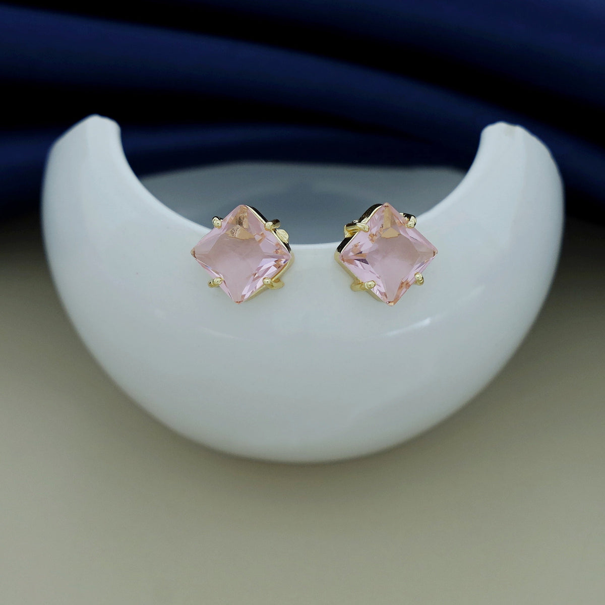 Pendientes brillantes de diamante